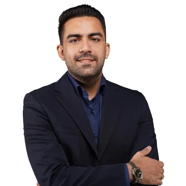 تصویر علی عطری، مدرس علوم و فنون ادبی