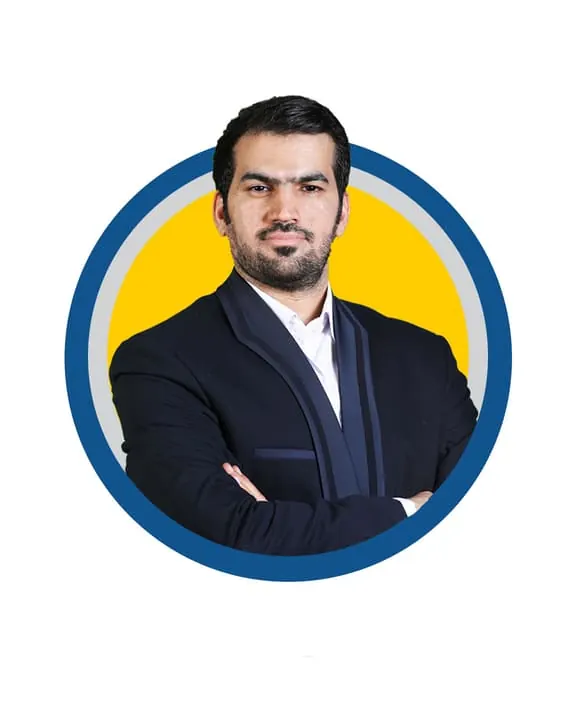 تصویر امیرحسین قنبری، مدرس ریاضی و حسابان