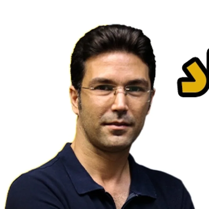 تصویر ارشاد عظیمی، مدرس زبان انگلیسی