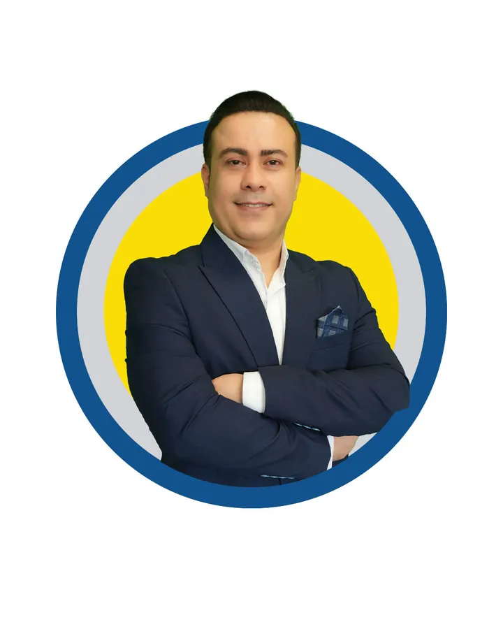 تصویر حسین شفیعی، مدرس تاریخ و جغرافیا