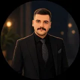 تصویر کوروش اردشیری، مدرس ادبیات فارسی