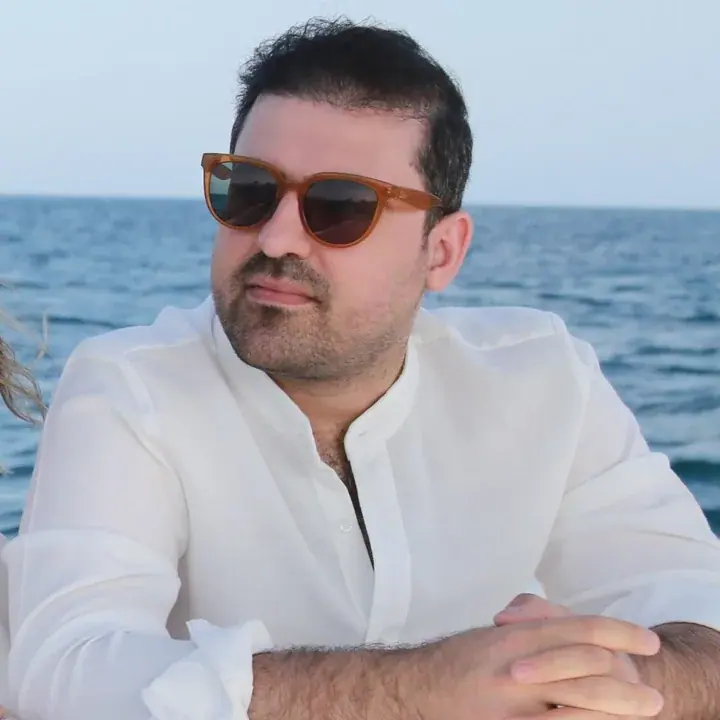تصویر محمد مرادی، مدرس شیمی
