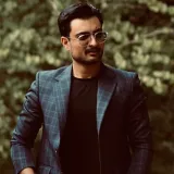 تصویر یاسین حیدری، مدرس دین و زندگی